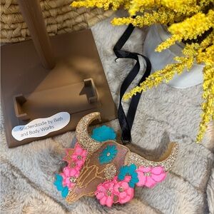 Snickerdoodle by Bath and Body Works handmade freshie.